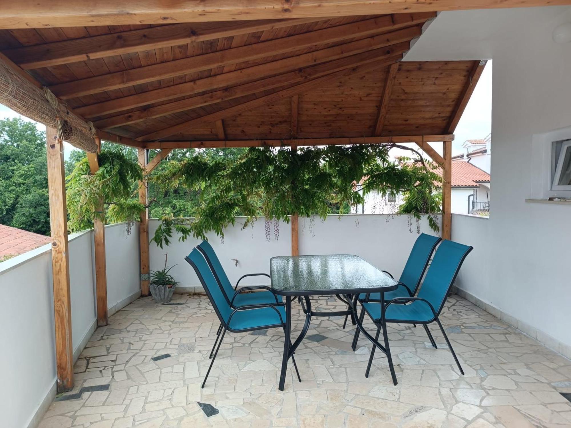 Apartments Novacic Πόρετς Εξωτερικό φωτογραφία
